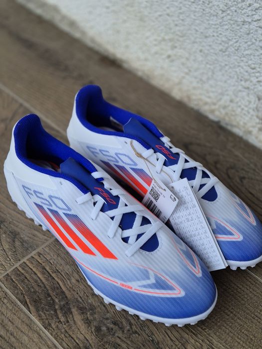 Adidas F50 Club Astro Turf mărime 43 noi in cutie