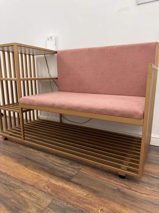 Металлическая скамья-обувница