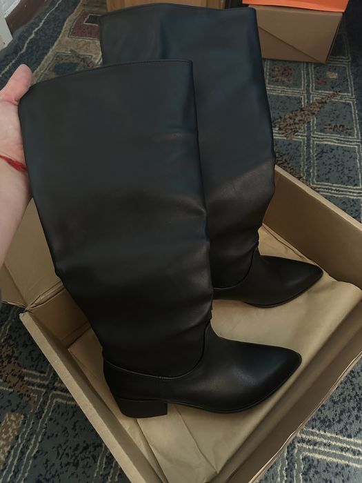 Продом сапоги новые