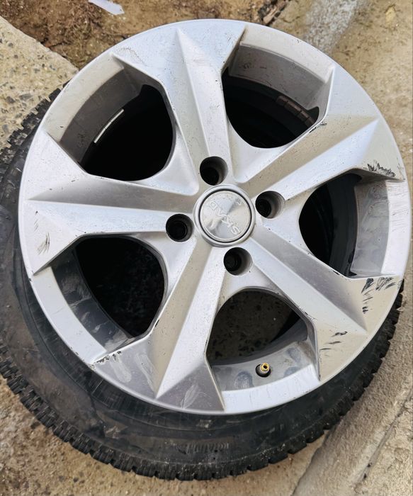 Зимние шины с дисками Bridgestone