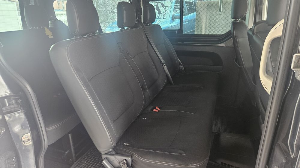 Opel Vivaro 8+1 lung