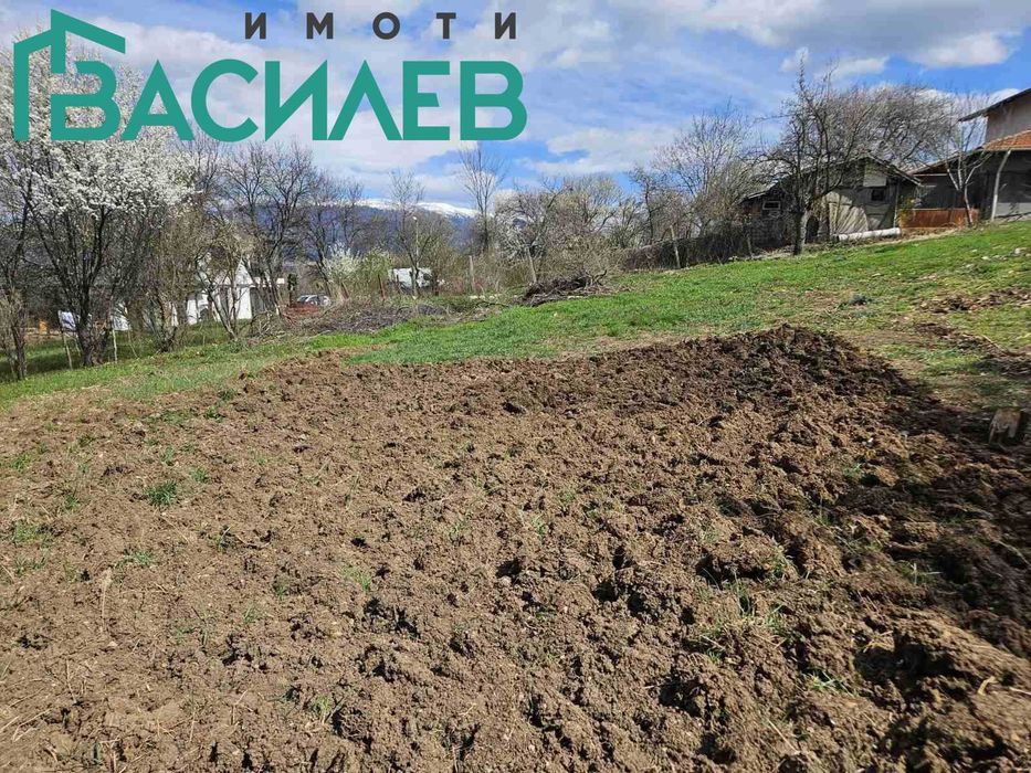 Продава ПАРЦЕЛ област Перник, с. Кралев дол