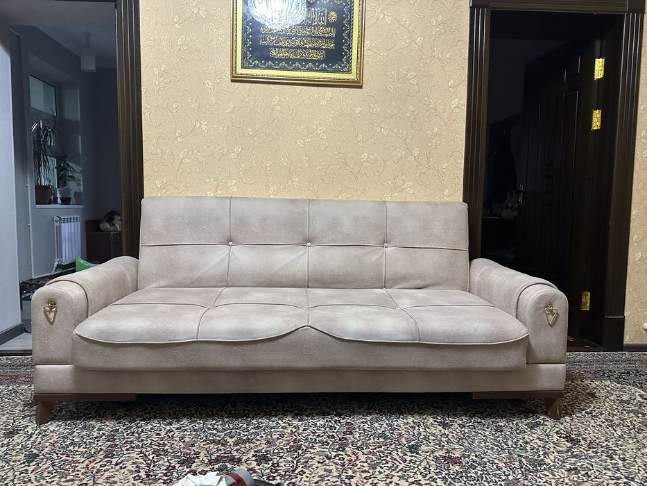 Диван с креслами