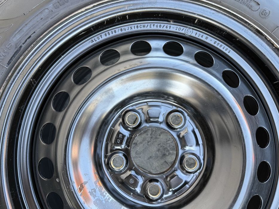 Set roti 205/60 R16 Fulda DOT 3324 + jante 16 5x114.3 Hyundai Kia