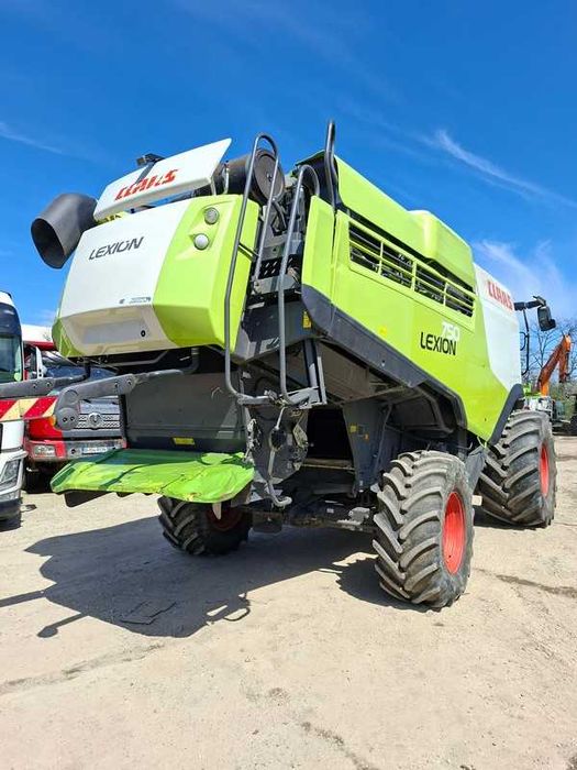 Combina Claas Lexion 750