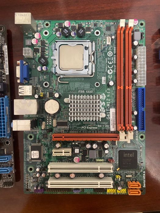 4 материнских плат + процессоры лотом