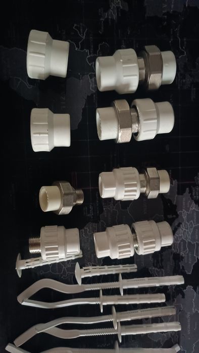 Продаются запчасти для сантехники,новые.