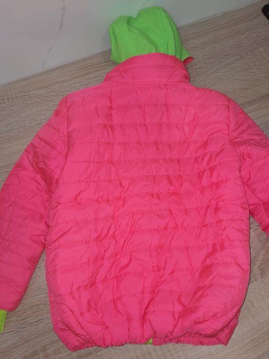 Срочно  продам детский  весенний  куртка