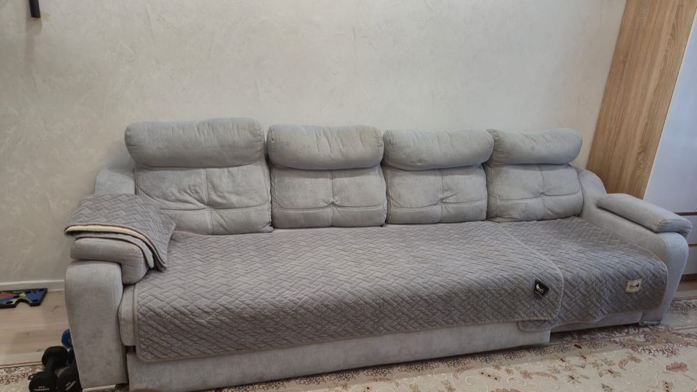 Продам диван 3х метровый