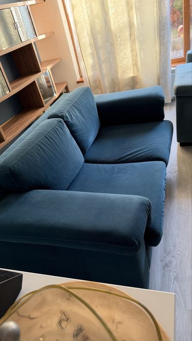 Диван и табуретка