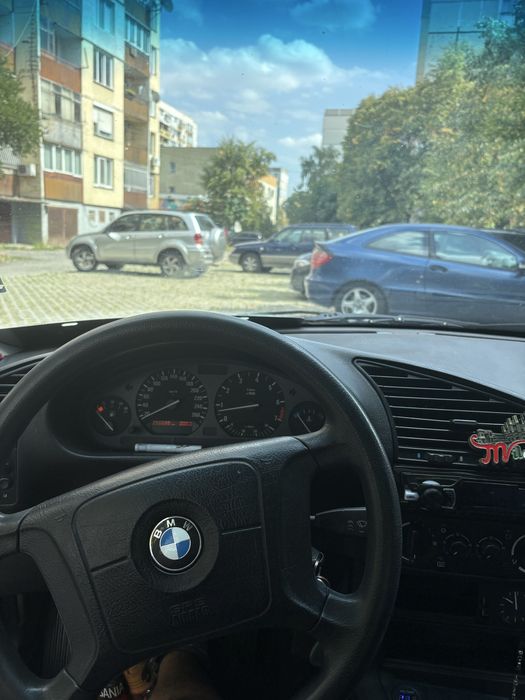 BMW E36 320 Седан