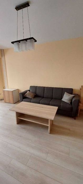 Двустаен ап. под наем в кв. Полигона