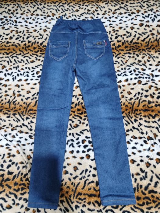 Продам 2 пары джинс для беременных.