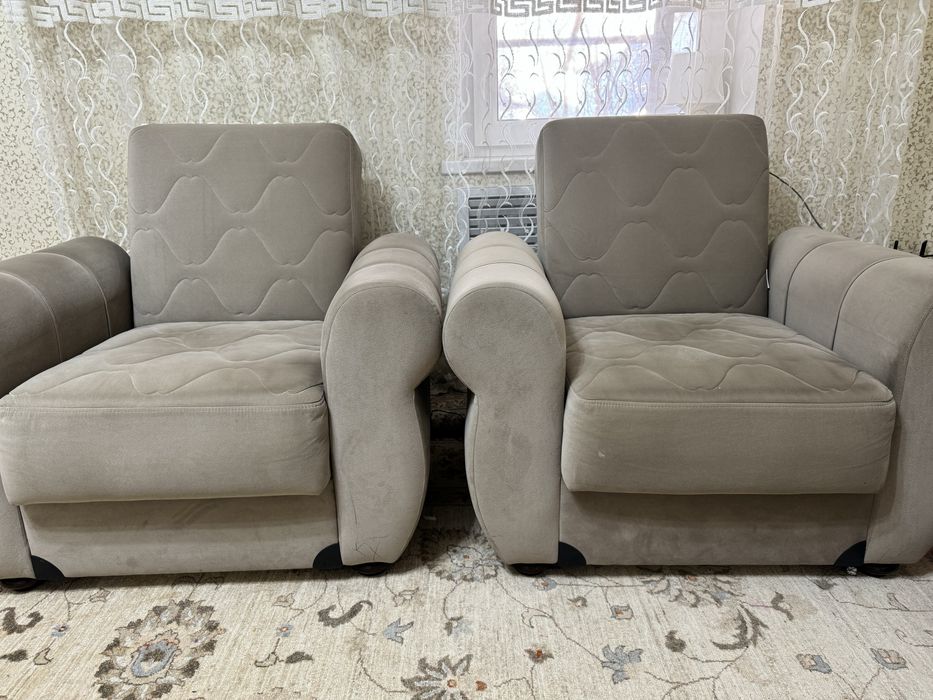 Диван и кресла