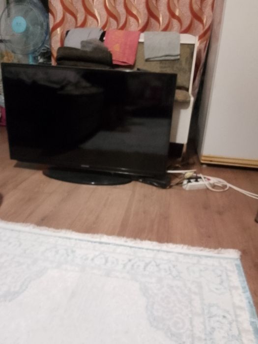 Продам  хорошо состояние телевизор