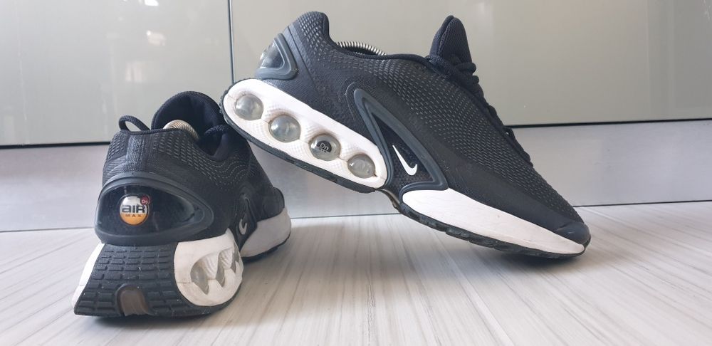 Nike Air Max Mens / 42 /26.5см UK 7.5 US 8.5 ОРИГИНАЛ! Мъжки Маратонки