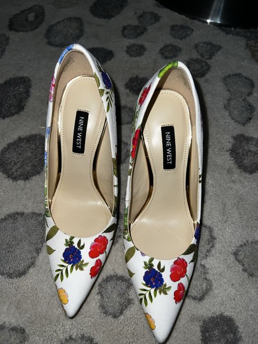 Pantofi cu toc Nine West