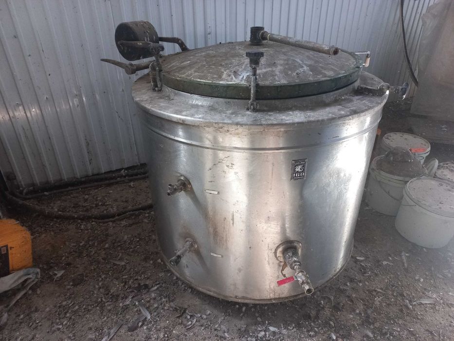 Продам печь котел ( Жиротопка)