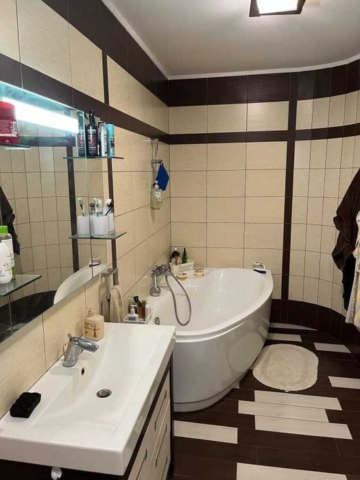 Дава се под наем Тристаен апартамент в София, Овча купел - 100 кв.м за 714 € - Снимка #3