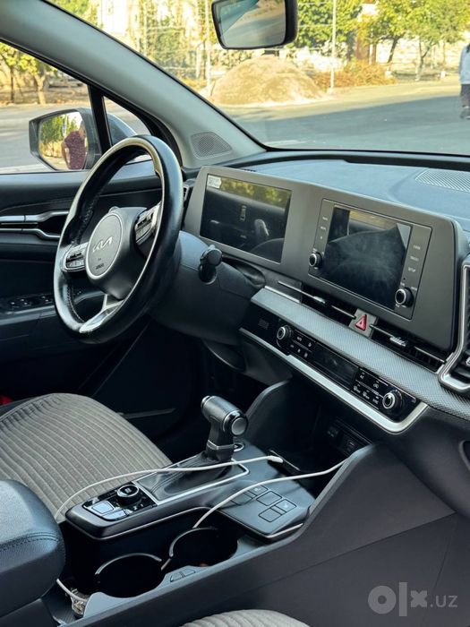 Продаю свой автомобиль марки KIA Sportage