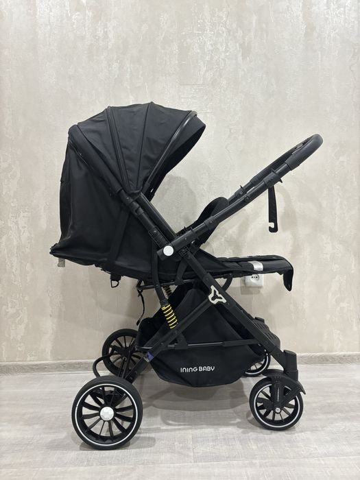 Детская Коляска почти новая каляска