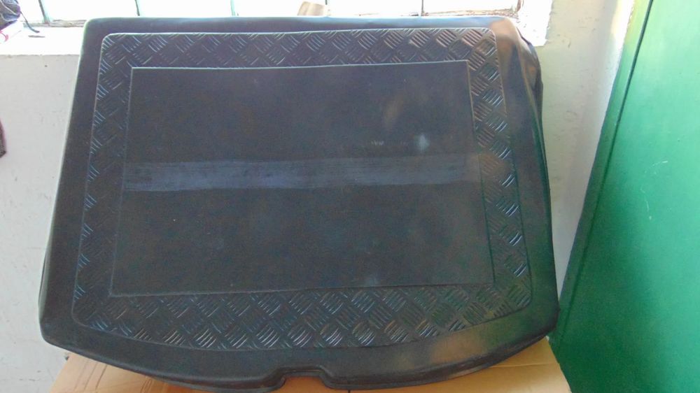 Tavita Portbagaj Mazda 3 an 2006-2009