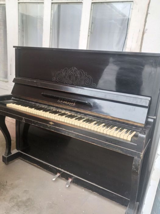 Pianina sotiladi/ Пианино АРТ 145783/109