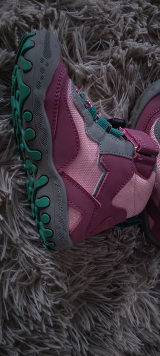 Ghetuțe fetițe mărimea 25