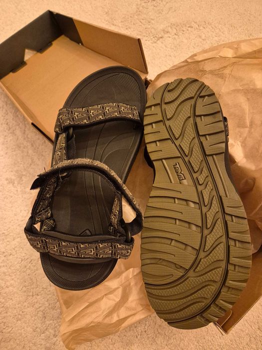Sandale teva - noi - marimea 41