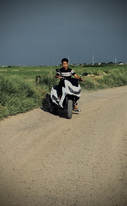 Мопед макси беннали