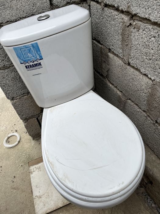 Продам Унитаз, туалет