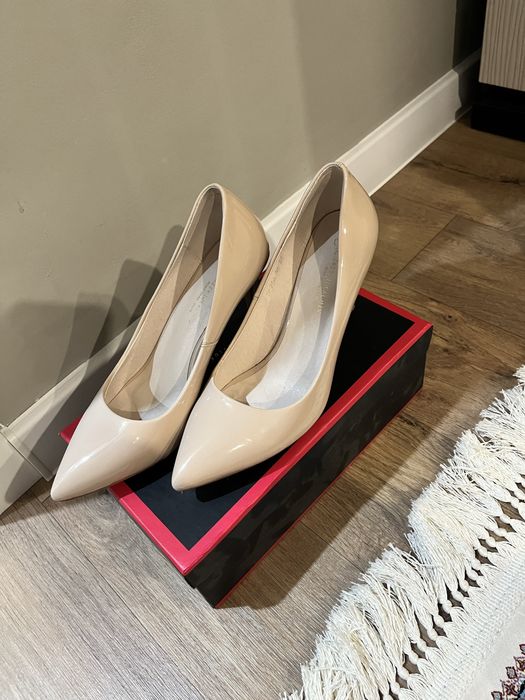 Продам туфельки