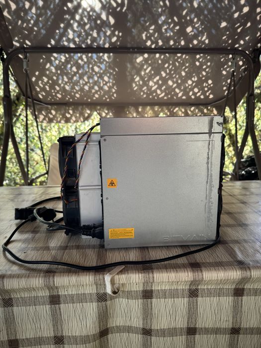 Antminer S19k pro 120T