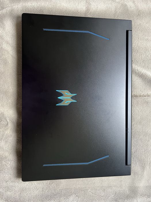 Laptop Acer Predator  Helios  RTX 3070, I9 , 32GB 17.3inch