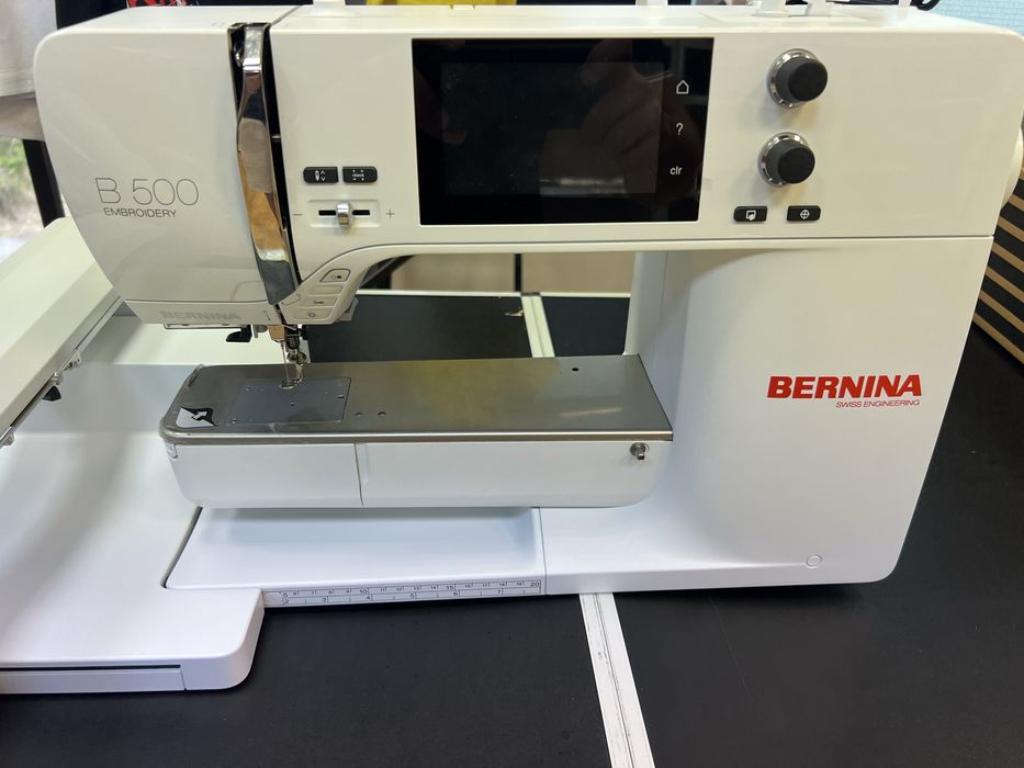 Бродировачна машина BERNINA B500