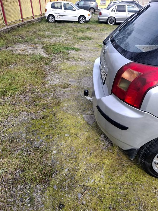 Toyota korolla автомобил