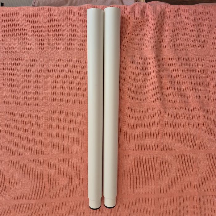 Плот и 2 регулеруеми крака за бюро