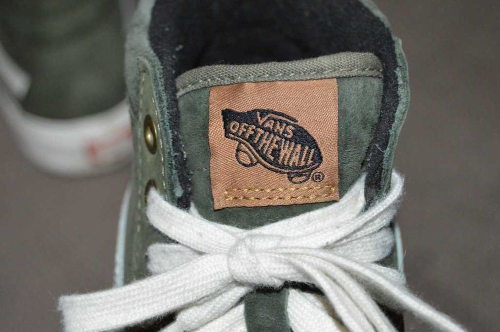 Ghete imblanite Vans Sk8-Hi MTE-1 Grape Leaf 38.5 Primaloft