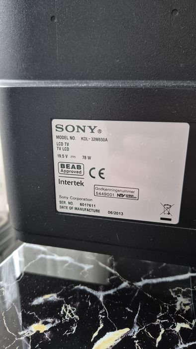 Tv Sony 80 cm,inclusiv adaptorul.