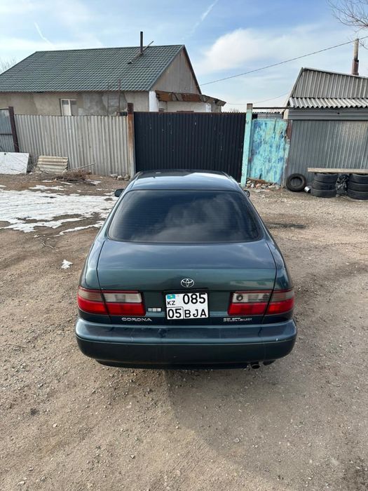 Продам машину toyota