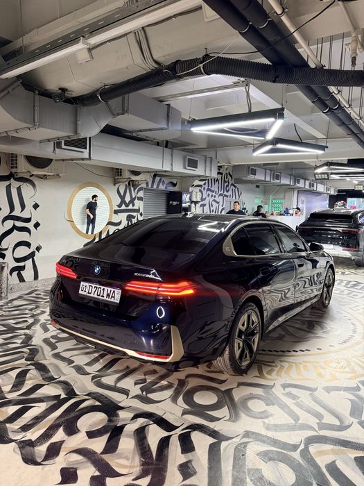 Bmw i5 Edrive35L 2024