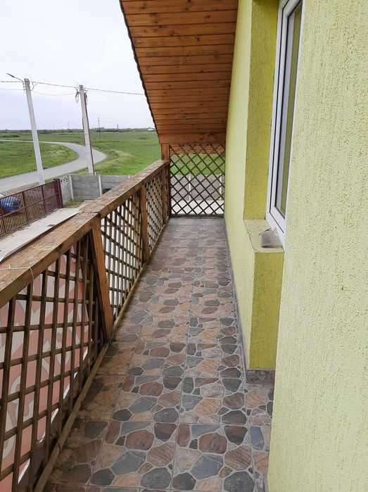 Casa de vanzare/ spatiu comercial