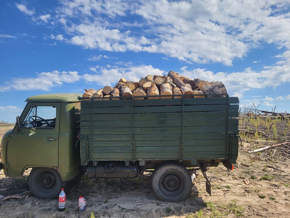 Продам УАЗ бортовой