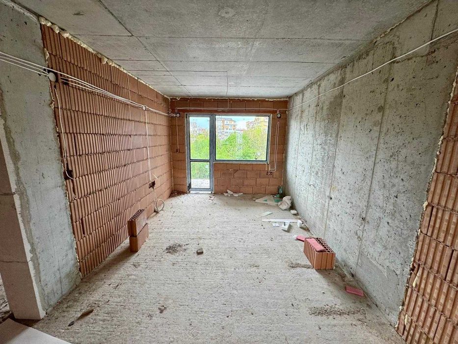 Продава се Тристаен апартамент в Велико Търново, Бузлуджа - 100 кв.м за 1185 €/кв.м - Снимка #3