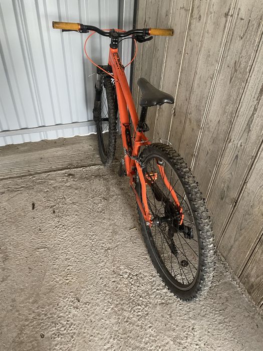 Bicicletă Rockrider – cauciucuri Michelin, piese schimbate, stare b