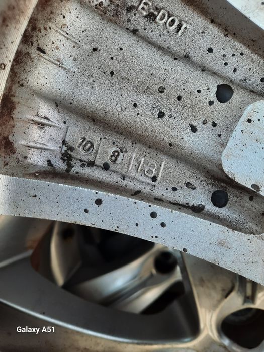 Ляти джанти с гуми КИЯ ДЖИП.