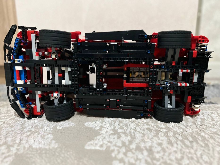 Продам Lego Ferrari 488 gte только в наличии