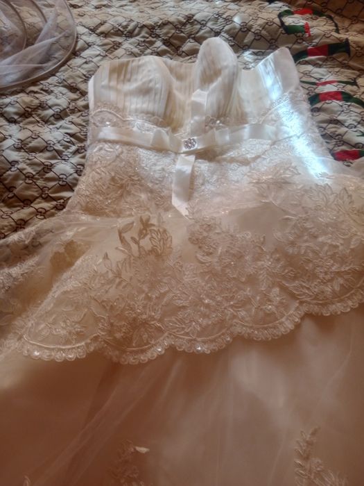 Свадебное платье