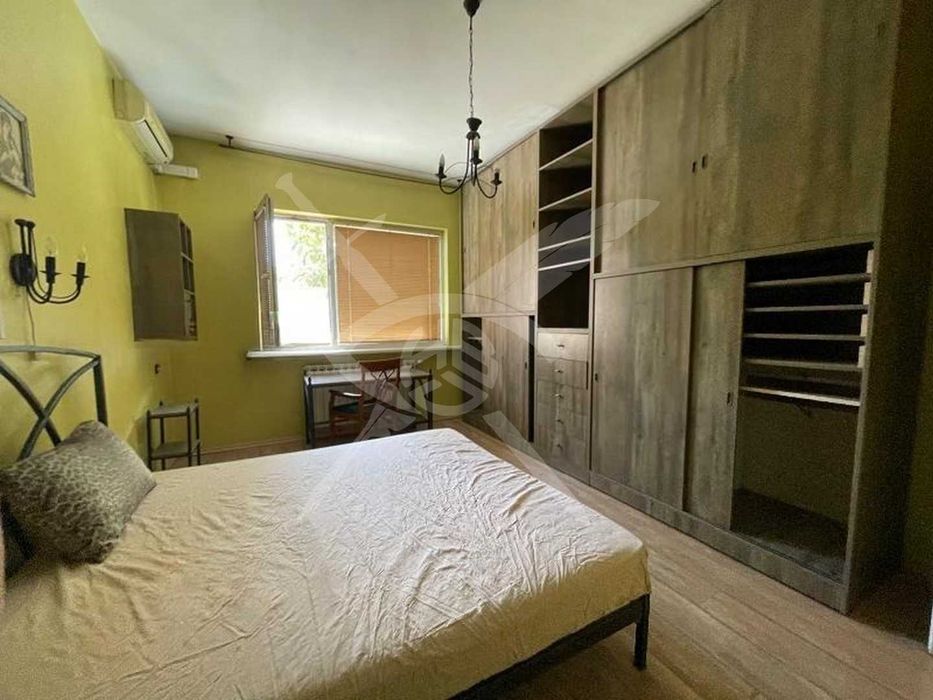 Дава се под наем Четиристаен апартамент в София, Център - 130 кв.м за 847.62 € - Снимка #5