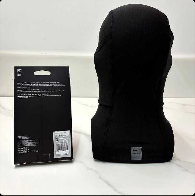 Чисто нова маска Nike Pro Therma-FIT Hood
